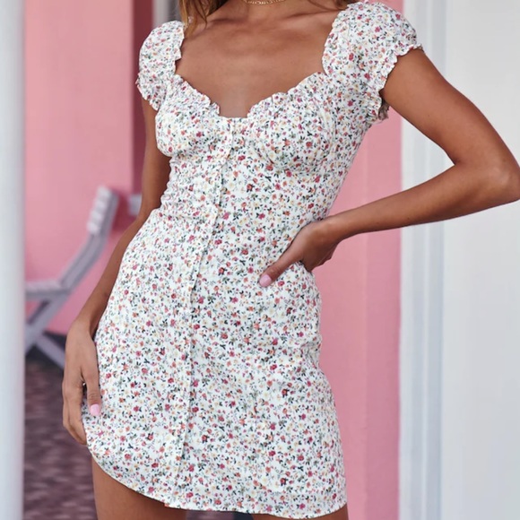 Hello Molly | Yellow Floral Dress - Picture 2 of 10